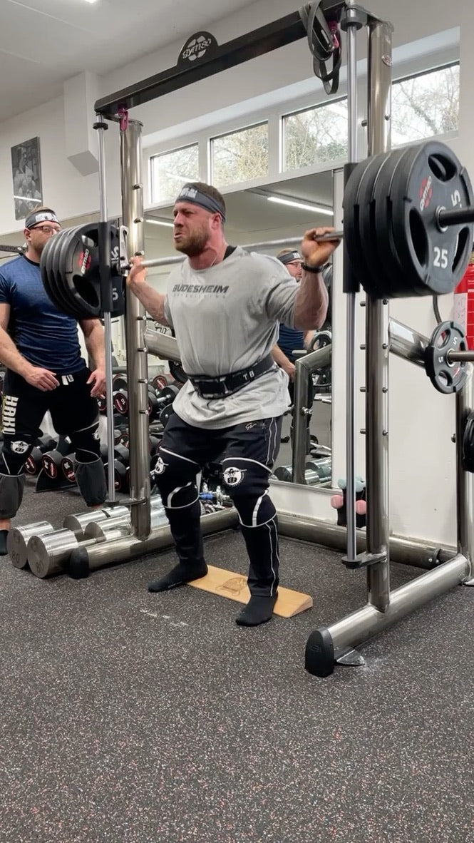 Squat Keil ,,Eisenhöhle,,