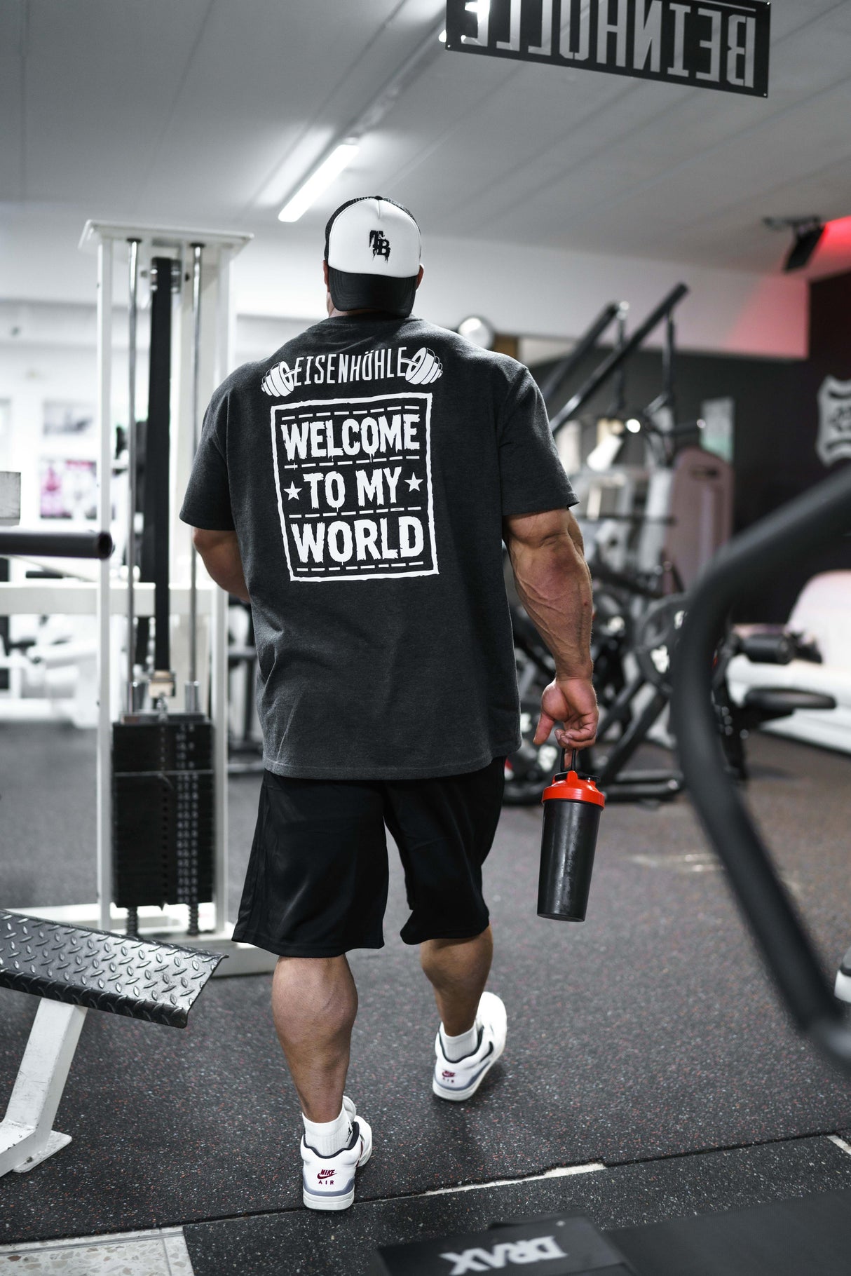 Shirt "Welcome to my World" PRINT ON DEMAND